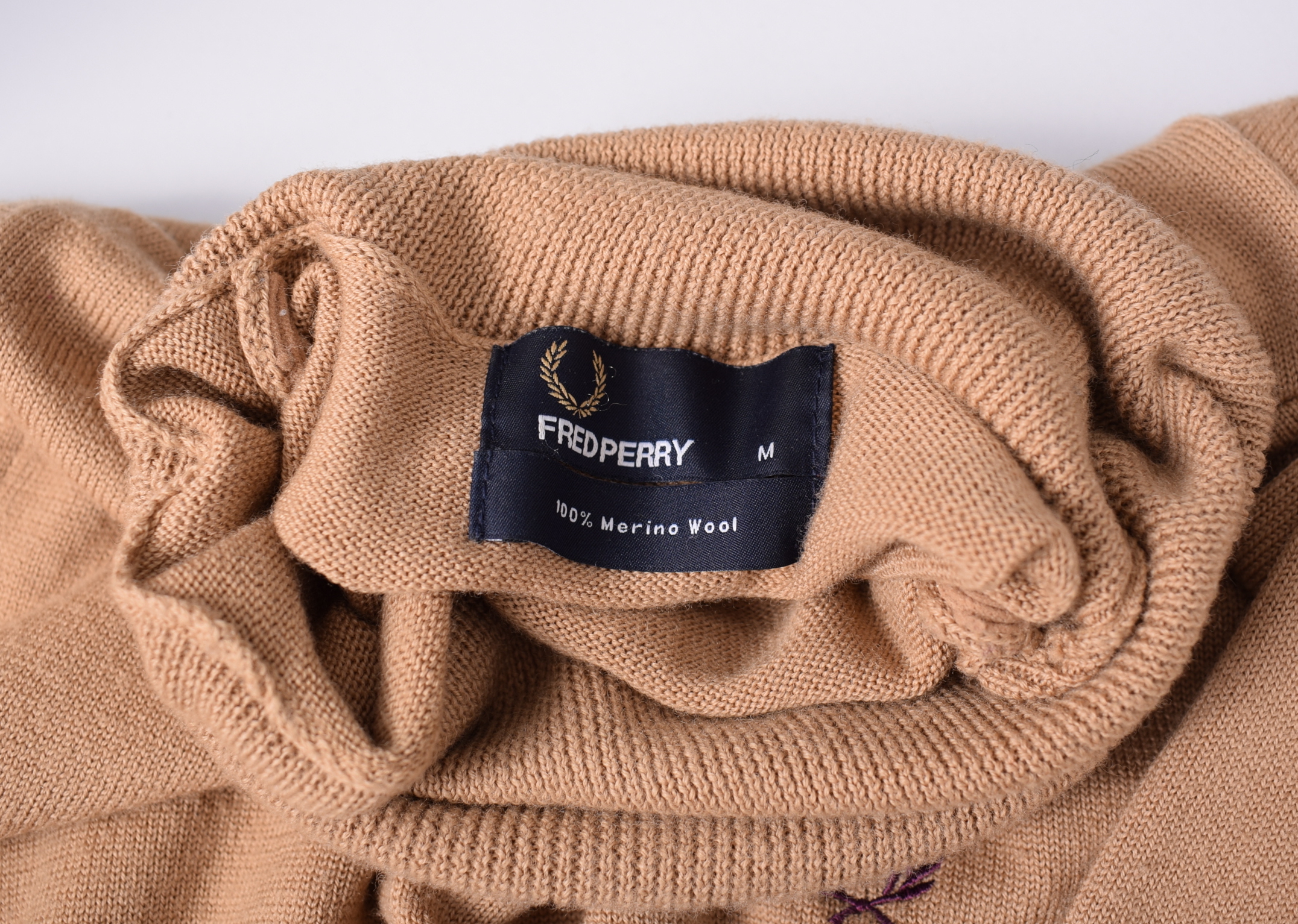 Fred Perry Pullover 100% Merino Wolle Sweatshirt Herren Gr.M Rollkragen 152325 - Bild 8 von 8